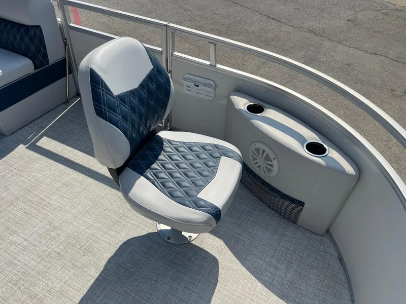 Slide: The Image of Nepallo cw18 2022 - 60