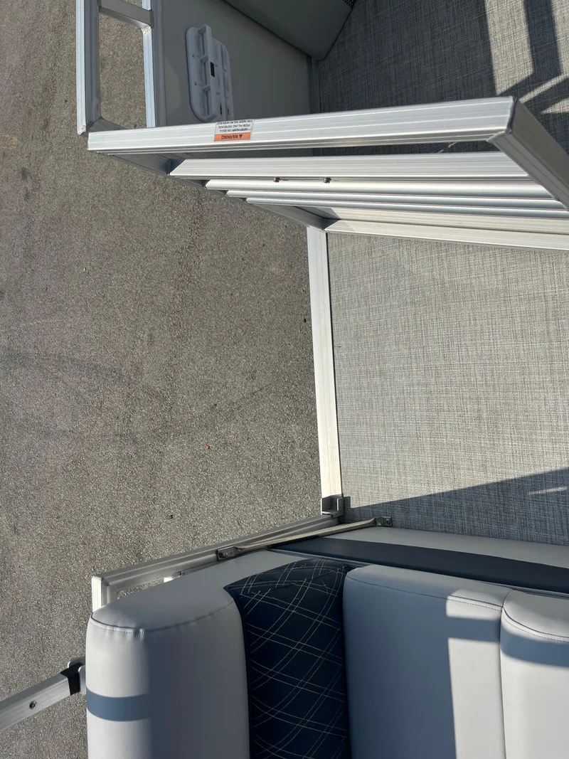 Slide: The Image of Nepallo cw18 2022 - 61