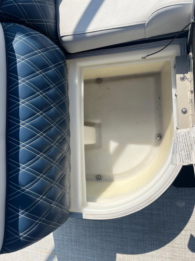 Slide: The Image of Nepallo cw18 2022 - 62