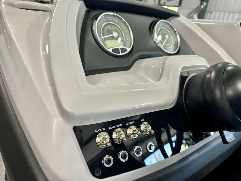 Slide: The Image of Barletta Cabrio 2025 - 12