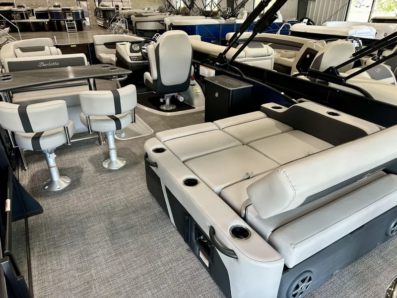 Slide: The Image of Barletta Cabrio 2025 - 20