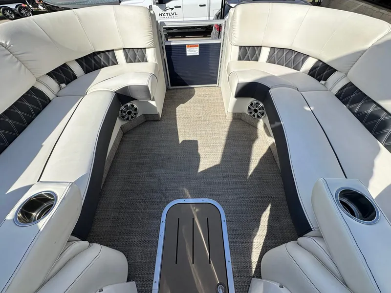 Slide: The Image of Bennington 25 QSB 2019 - 23