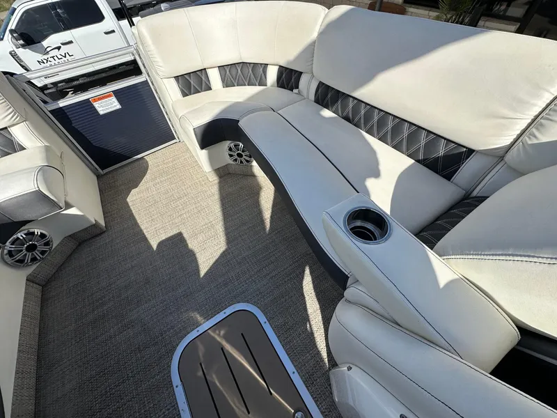 Slide: The Image of Bennington 25 QSB 2019 - 24