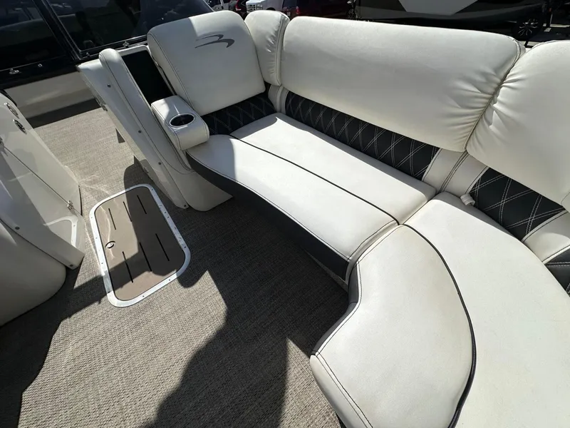 Slide: The Image of Bennington 25 QSB 2019 - 27