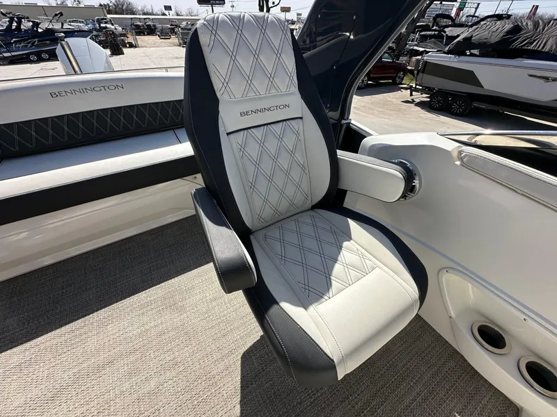 Slide: The Image of Bennington 25 QSB 2019 - 30