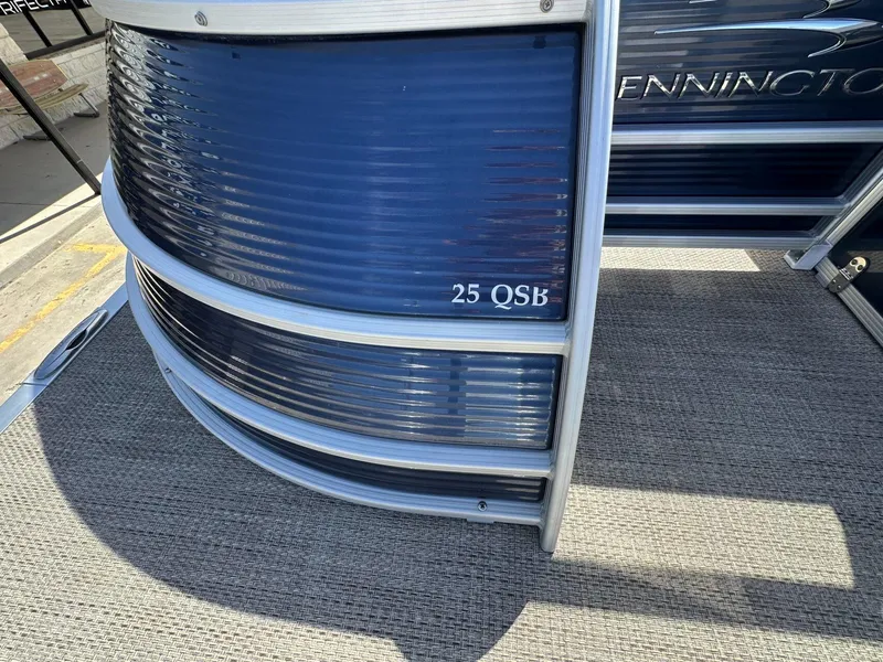 Slide: The Image of Bennington 25 QSB 2019 - 35