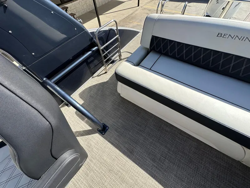 Slide: The Image of Bennington 25 QSB 2019 - 38