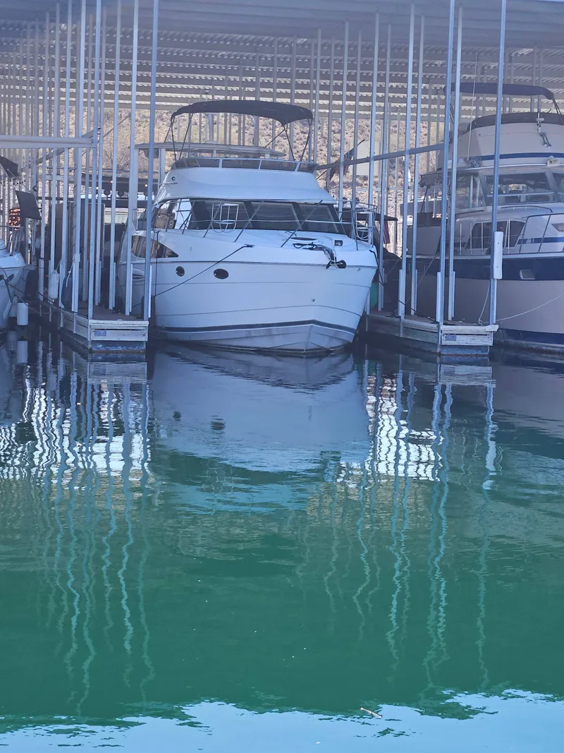 The Image of Meridian 368 Motoryacht 2008 - 1