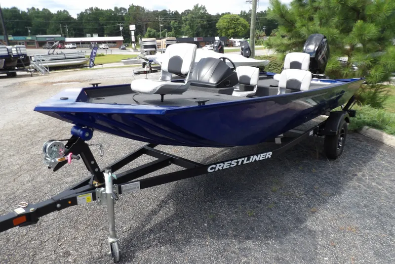 Slide: The Image of Crestliner Storm 1700 2026 - 3