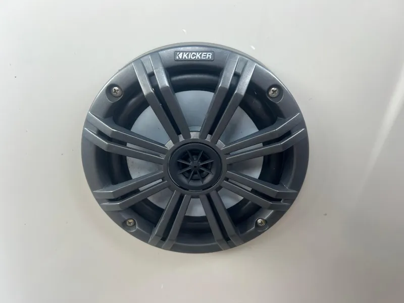 Slide: The Image of Close-up of a Kicker speaker on a 2016 Bennington Sx boat. - 20