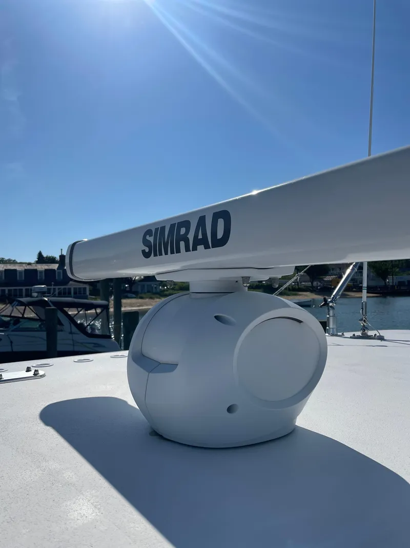 Slide: The Image of Invincible 42 Center Cabin 2018 - 44