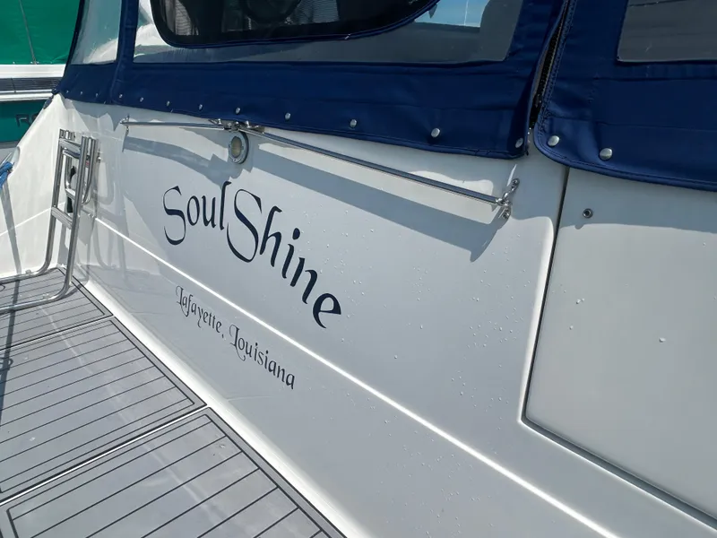 Slide: The Image of Transom  - 11