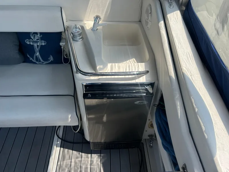 Slide: The Image of Wet Bar 1990 Sea Ray 350 Sundancer  - 14