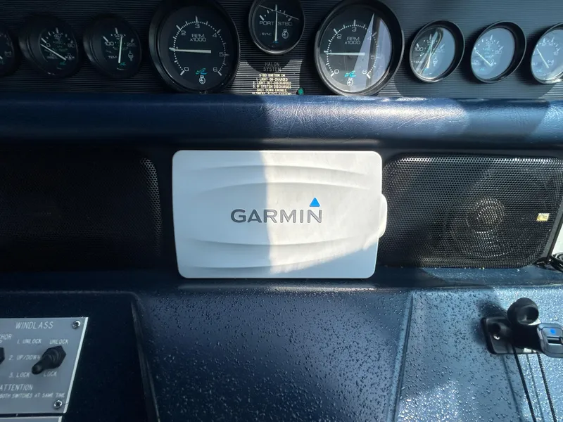 Slide: The Image of New Garmin Radar/GPS - 19