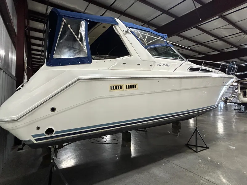 Slide: The Image of Newer Bottom Paint on this 1990 Sea Ray 350 Sundancer for sale by Lucas Sochacki at Parma Marine (440) 915-8995  - 54