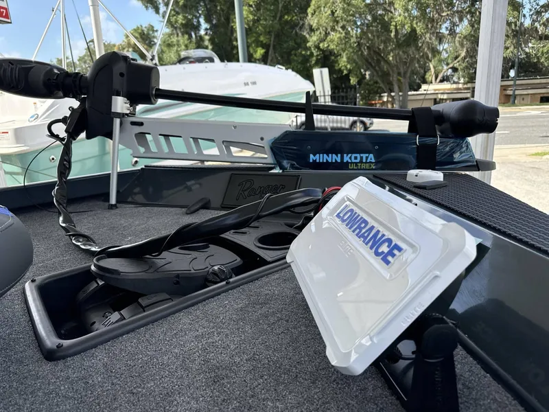 Slide: The Image of 2024 Ranger 178 boat with Minn Kota Ulterra trolling motor and Lowrance fish finder. - 5