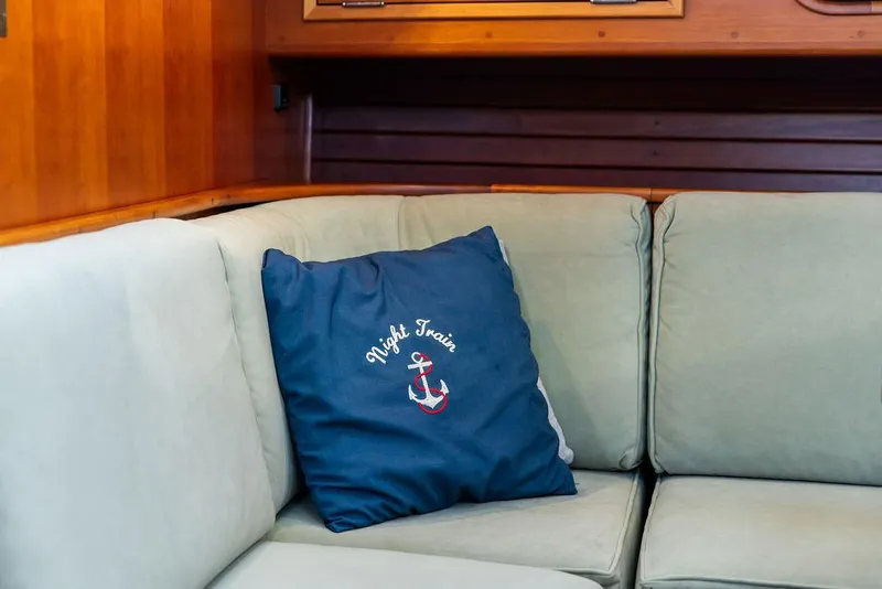 Slide: The Image of Settee - 16