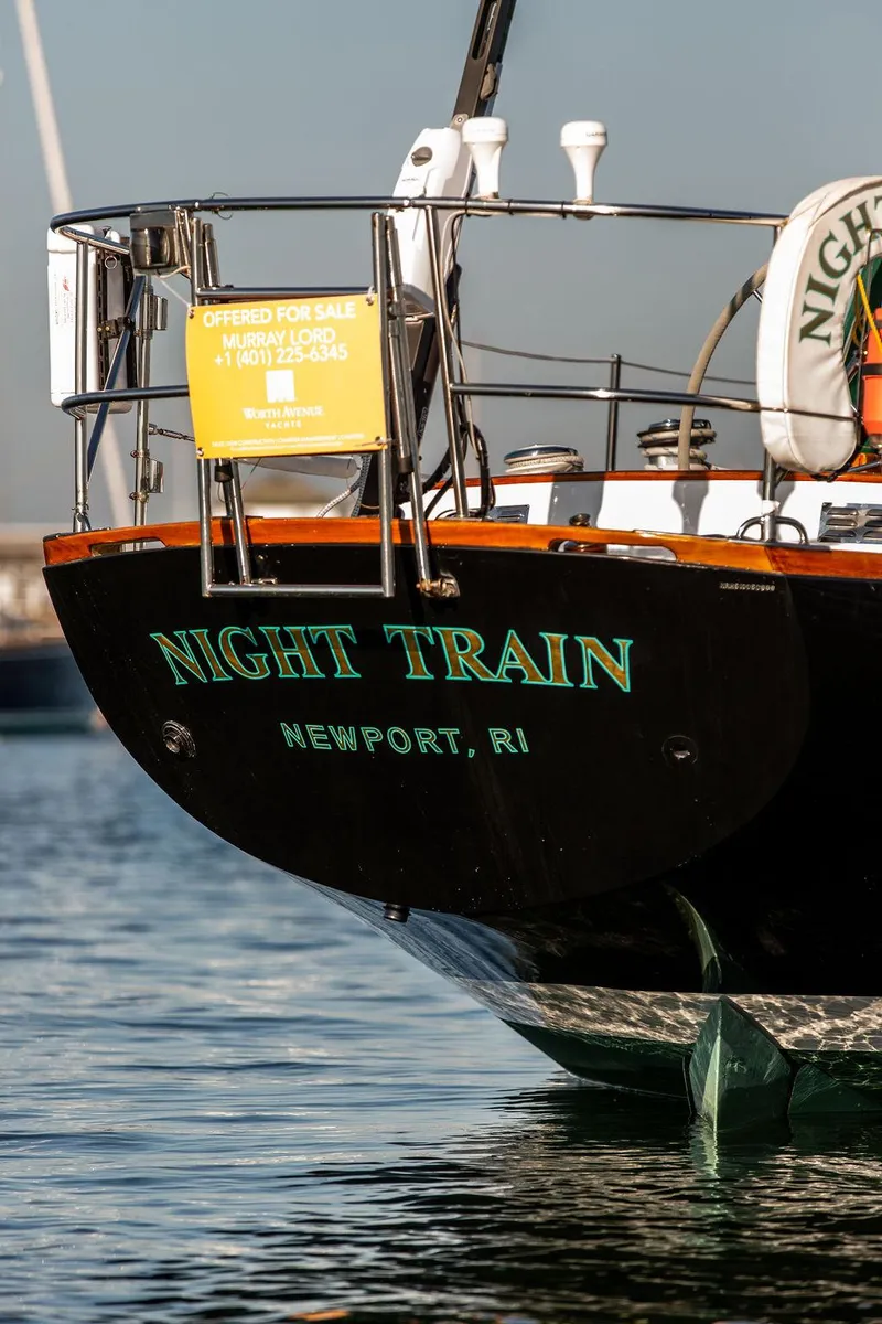 Slide: The Image of Transom - 55