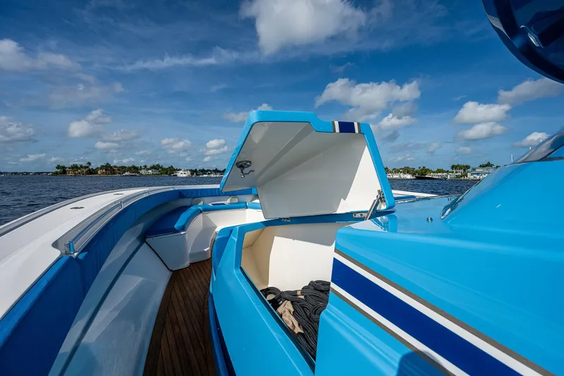 Slide: The Image of Gulf 52 2021 - 57