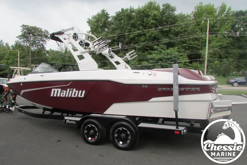 Slide: The Image of Malibu Wakesetter 25 LSV 2019 - 3