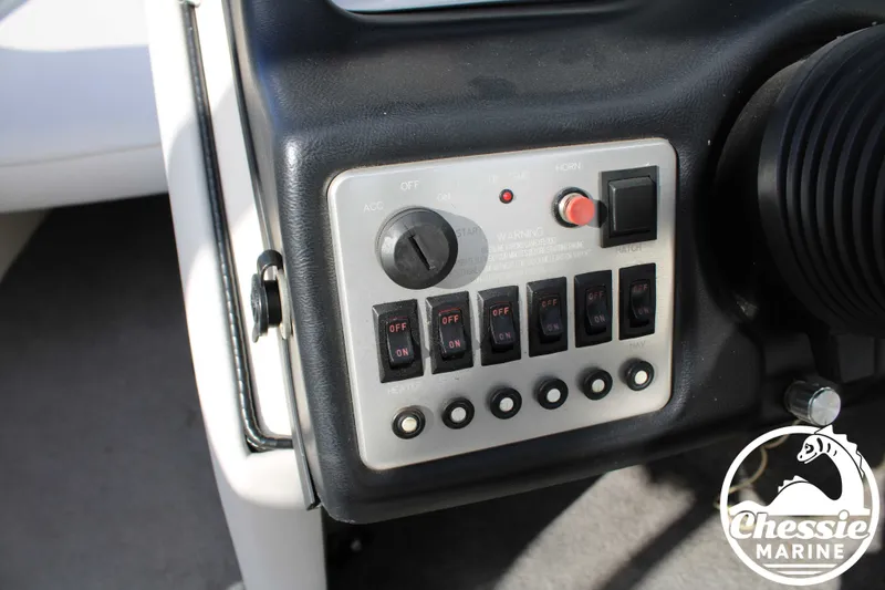 Slide: The Image of Malibu Wakesetter 23 LSV 2026 - 20