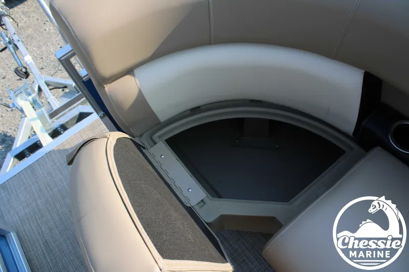 Slide: The Image of Starcraft LX 22 R 2024 - 10