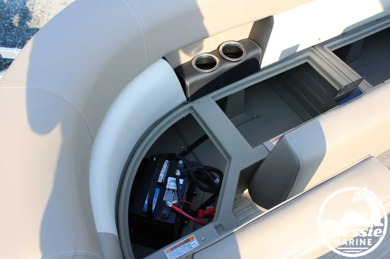 Slide: The Image of Starcraft LX 22 R 2024 - 13