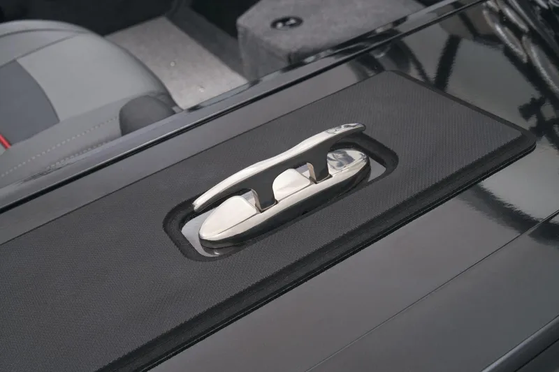 Slide: The Image of Tracker Targa V-19 WT 2024 - 59