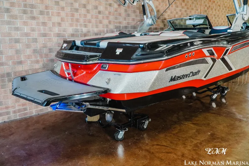 Slide: The Image of 2014 MasterCraft XStar boat at Lake Norman Marina. - 6