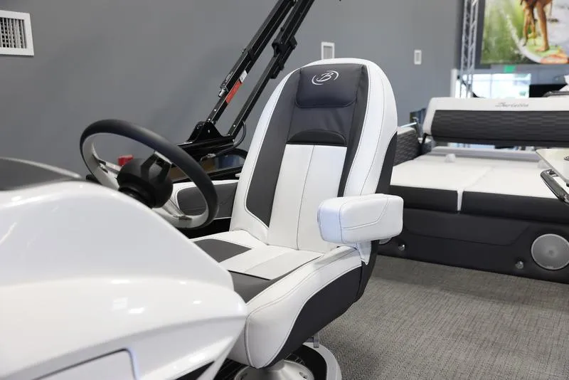 Slide: The Image of 2024 Barletta CORSA 25UE captain's chair and helm station. - 19