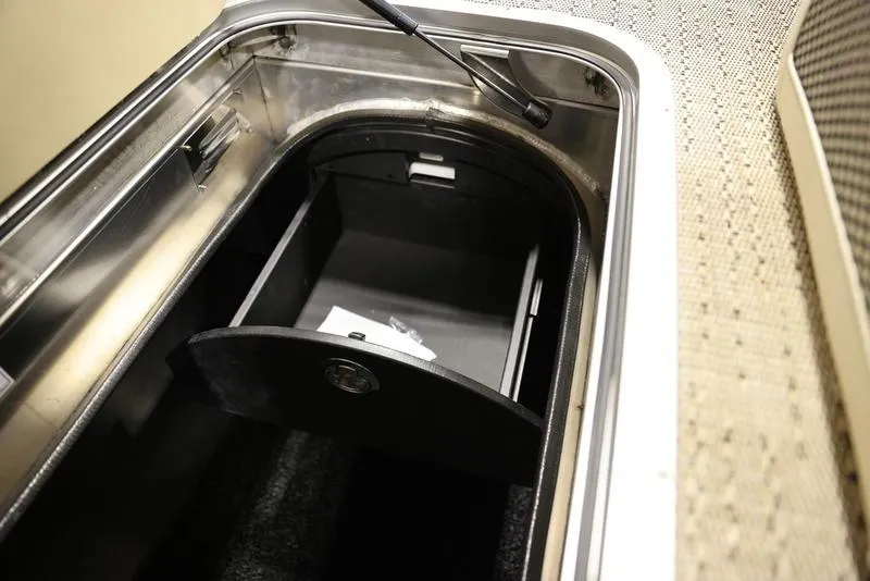 Slide: The Image of 2024 Barletta LUSSO L25M storage compartment with open lid. - 34