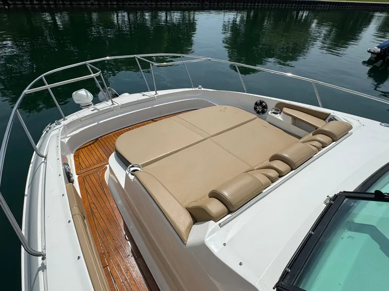 Slide: The Image of Bow Seating - 22