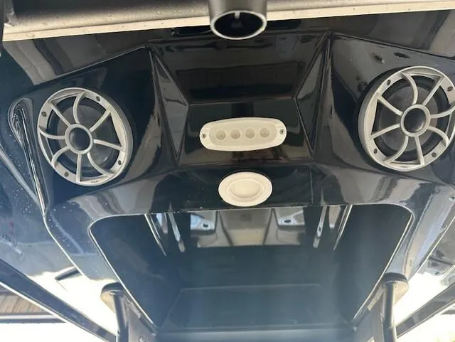 Slide: The Image of Yamaha 255 FSH Sport E 2024 - 7