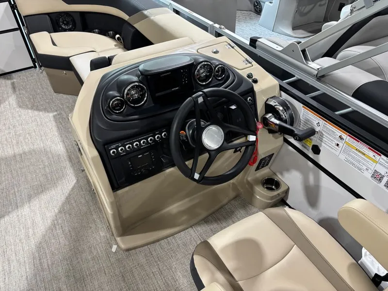 Slide: The Image of South Bay 200 Series S224 RS 2024 - 10