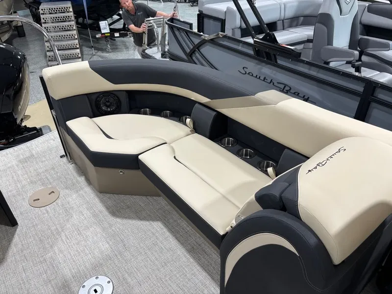 Slide: The Image of South Bay 200 Series S224 RS 2024 - 8