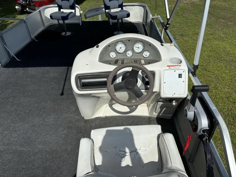 Slide: The Image of Shadow TRIRIDAD 204 2007 - 8