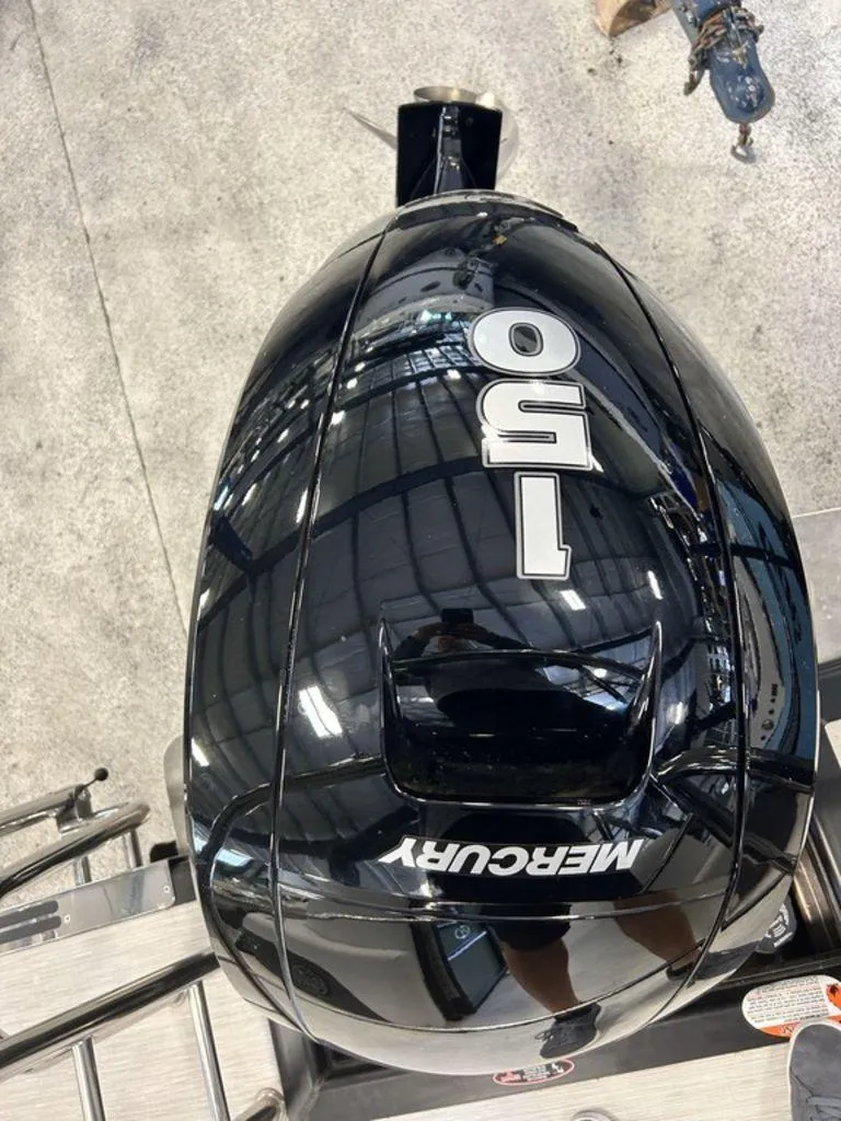 Slide: The Image of Harris Cruiser 230 CWDH 2023 - 11