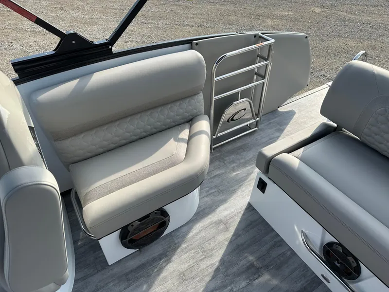 Slide: The Image of Crest Savannah 250 SLSC 2024 - 10