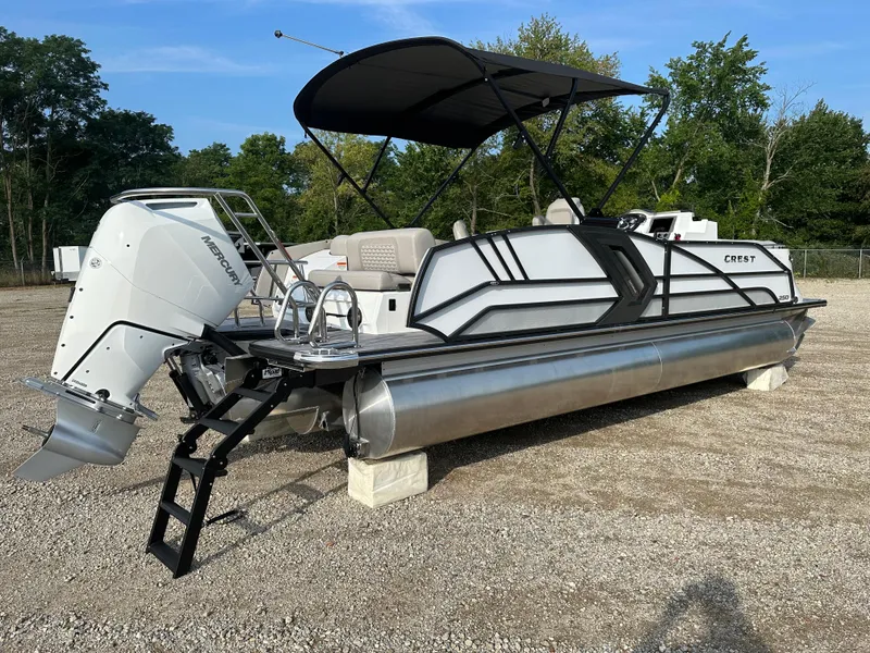 Slide: The Image of Crest Savannah 250 SLSC 2024 - 4