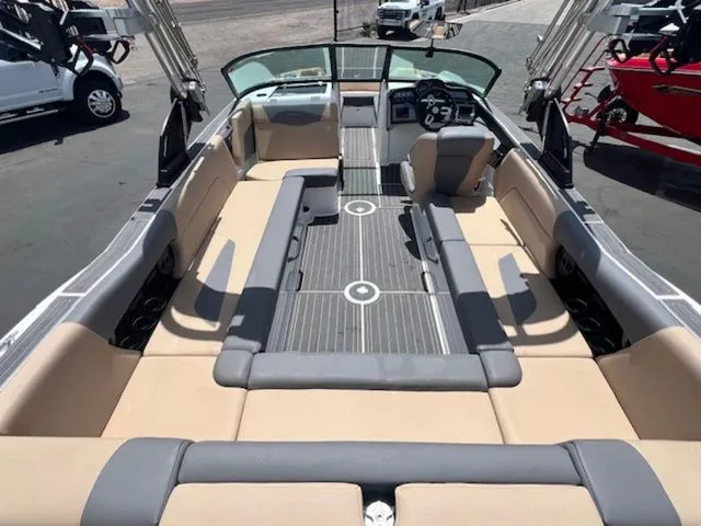 Slide: The Image of MasterCraft NXT24 2023 - 10