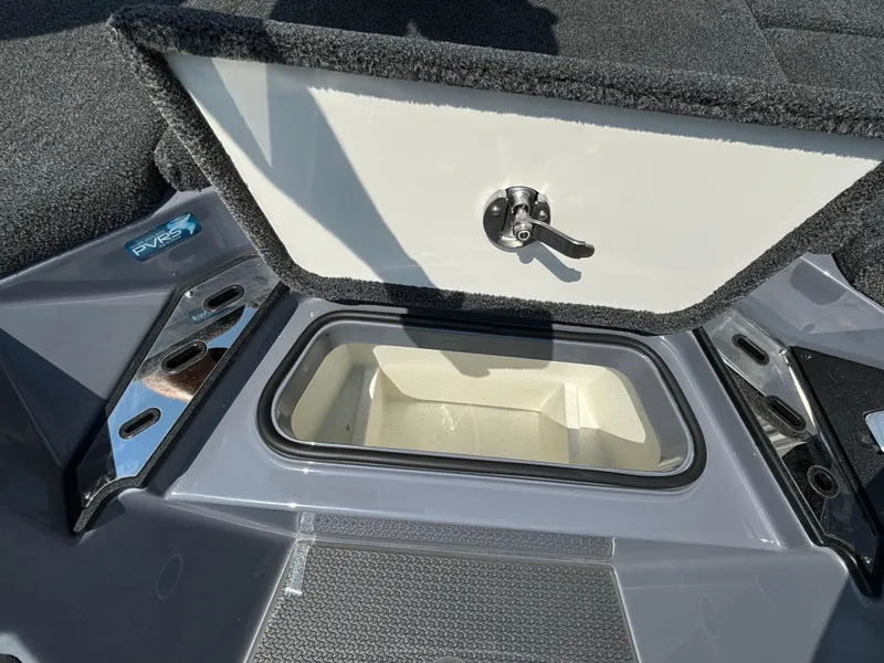 Slide: The Image of 2025 Ranger Z521R boat storage compartment with latch. - 8