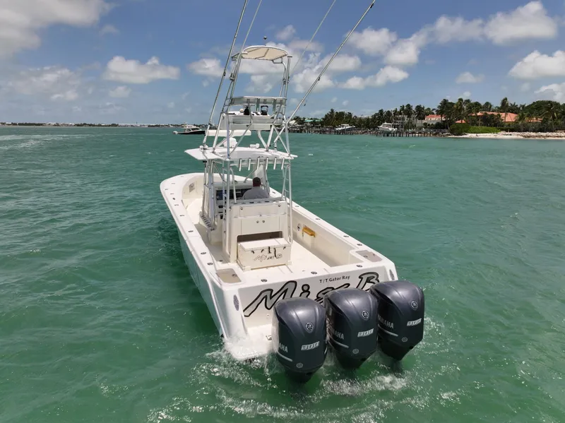 Slide: The Image of SeaVee 370Z 2015 - 60