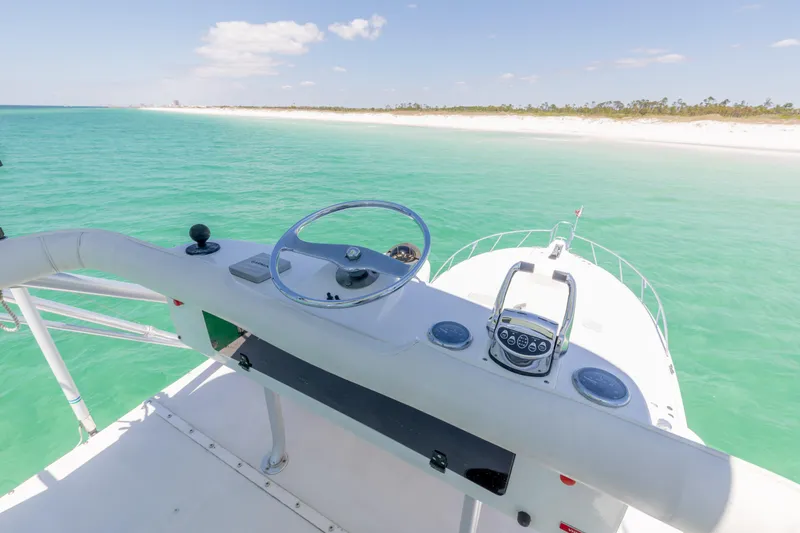 Slide: The Image of 2000 Cabo 45 Express TAIL WALKER-Tower 3 - 24
