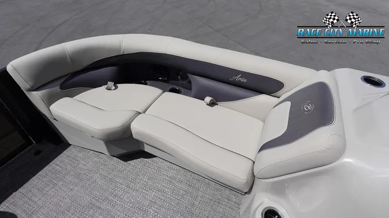 Slide: The Image of Barletta ARIA 22QC - 12