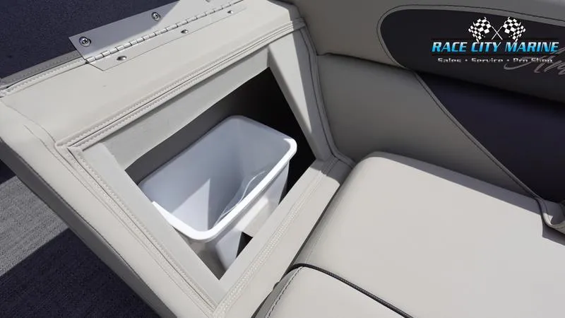 Slide: The Image of Barletta ARIA 22QC - 15