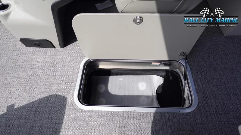 Slide: The Image of Barletta ARIA 22QC - 28