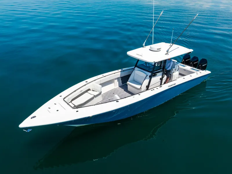 Slide: The Image of Fountain 38 Center Console 2020 - 8