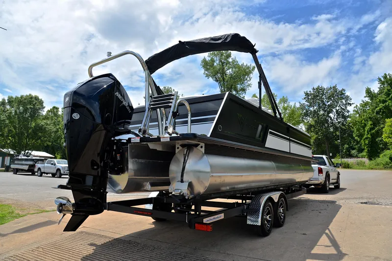 Slide: The Image of 2023 Viaggio Diamante 26 U Platinum pontoon boat on a trailer. - 14