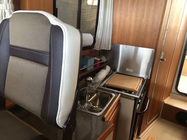 Slide: The Image of Salon - 40