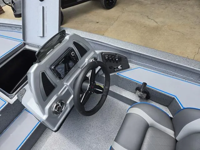 Slide: The Image of Xpress H17 2025 - 23